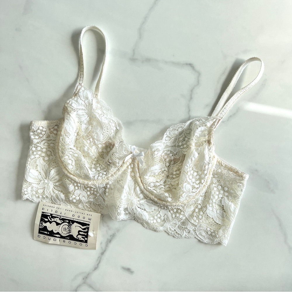 Vintage Snow White French Lace Underwire Bra